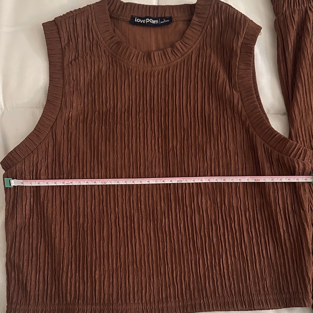 Ruched Brown Ribbed Wide-Leg Pants - Women - Picture 2 of 6